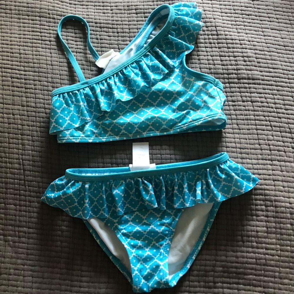 Girls Two-Piece swimsuit, good condition, size 5/6